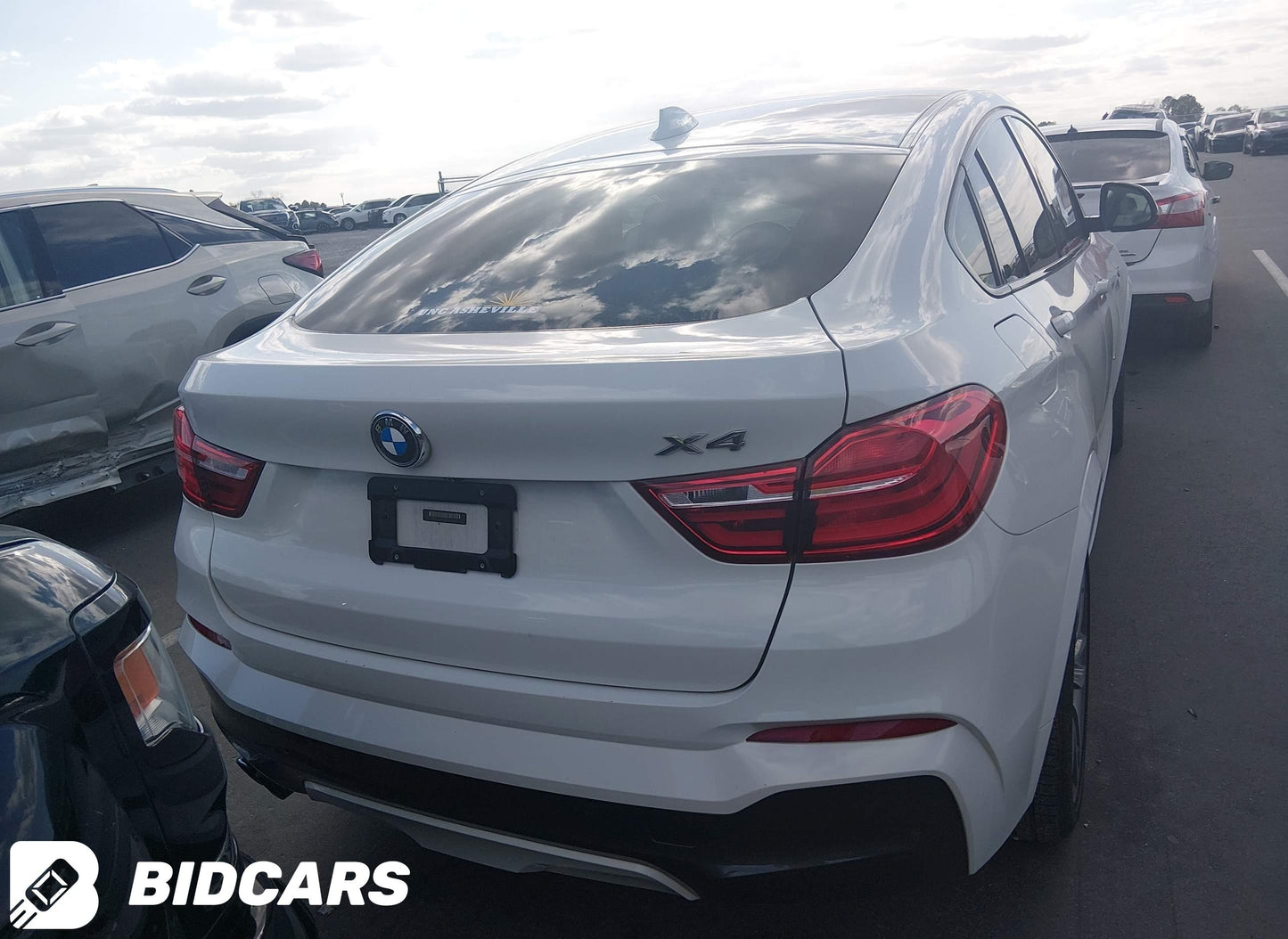 2016 BMW X4 xDrive 28i M-Sport