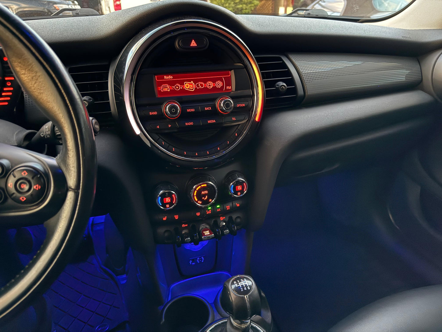 2015 Mini Cooper Hardtop 4 puertas