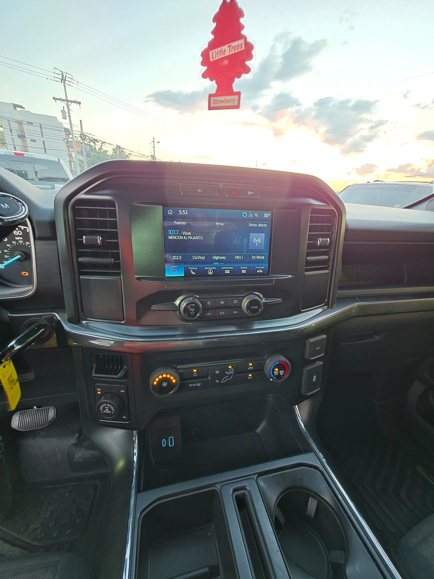 2022 Ford F-150 STX 4x4