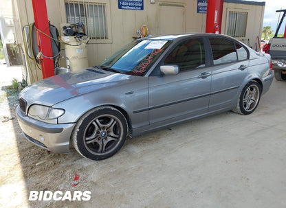 2004 BMW 325i Sedan