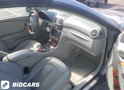 2005 Mercedes-Benz CLK 320