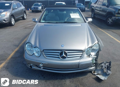 2005 Mercedes-Benz CLK 320