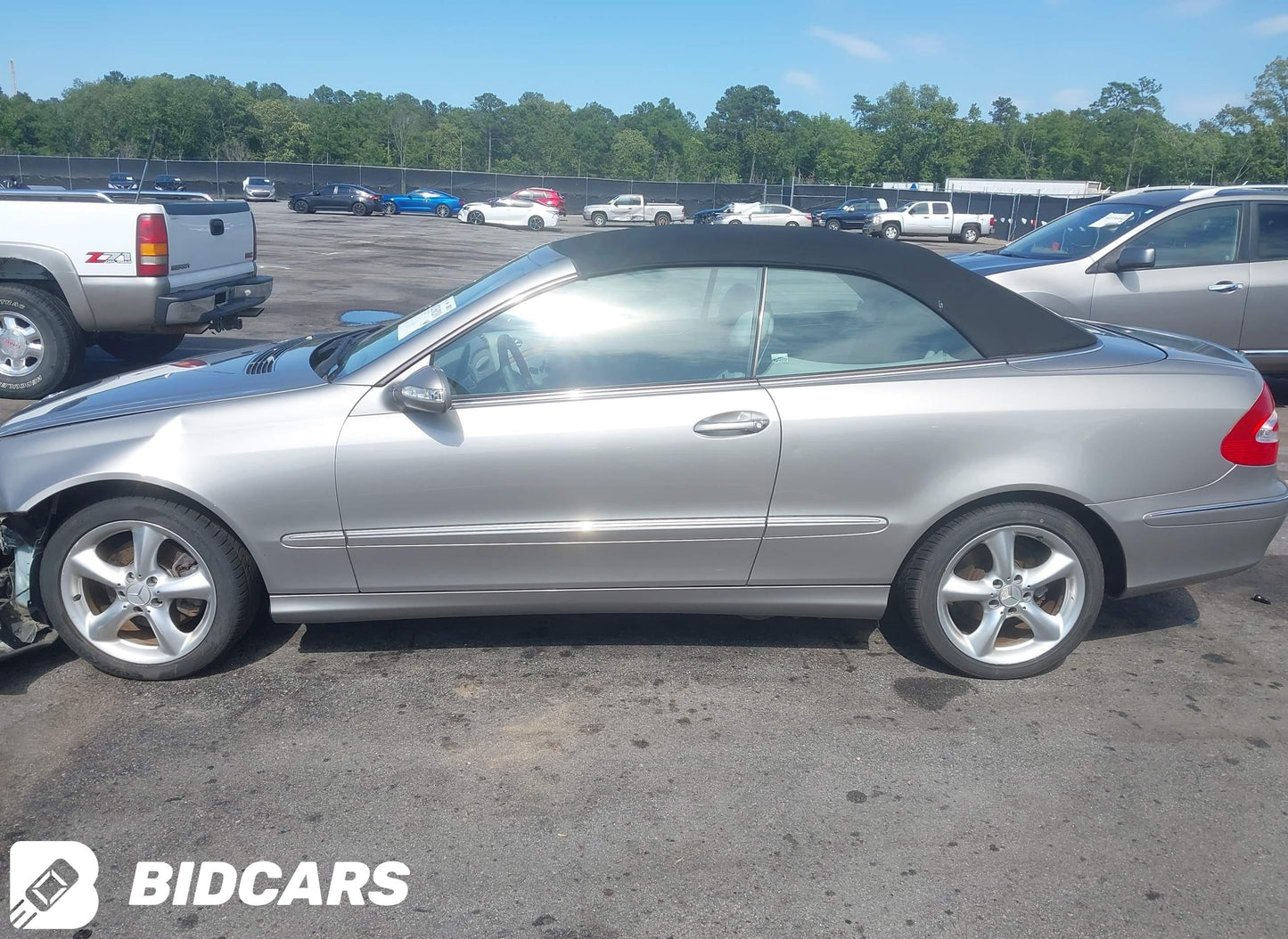 2005 Mercedes-Benz CLK 320