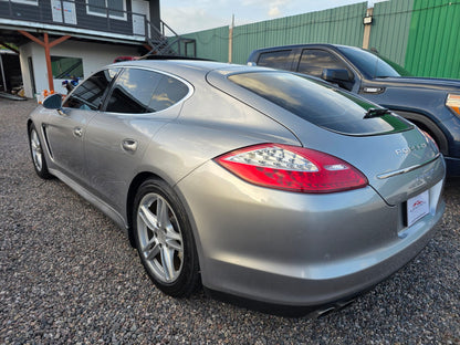 2010 Porsche Panamera 4S