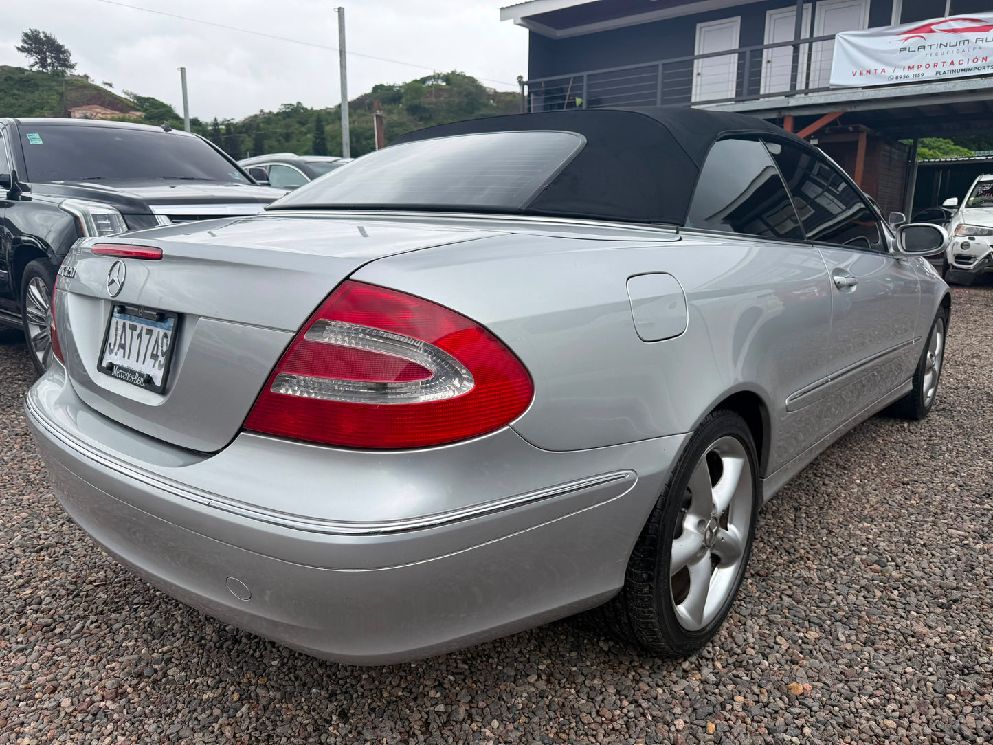 2004 Mercedes-Benz CLK 320