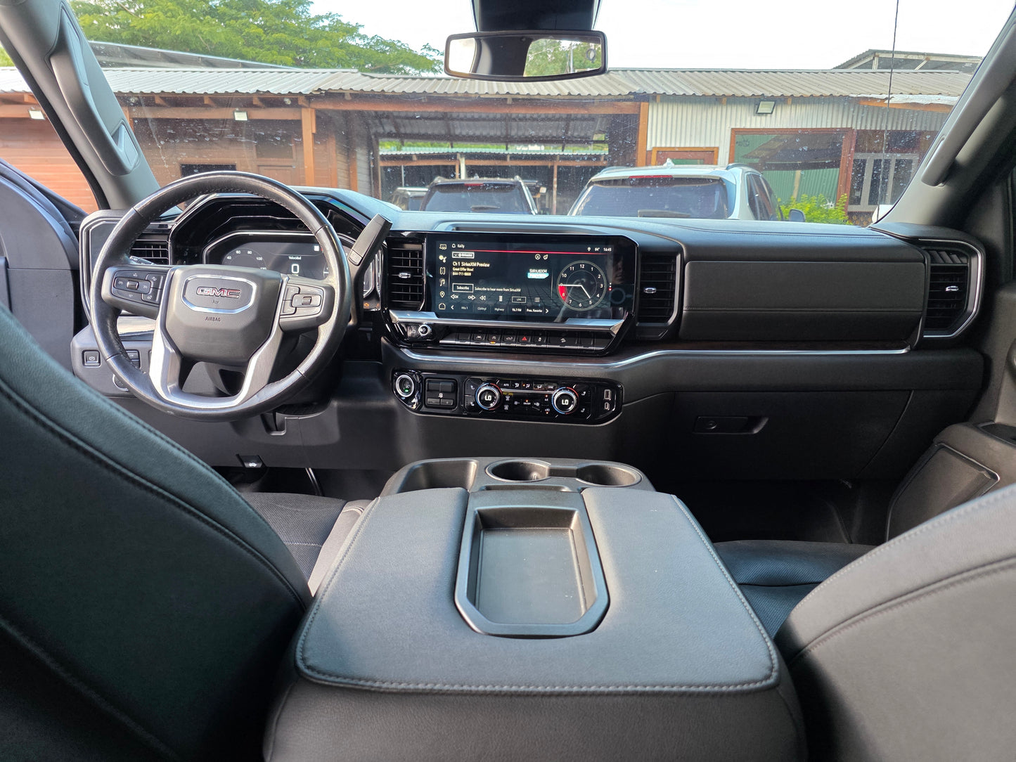 2022 GMC SIERRA SLT 4x4