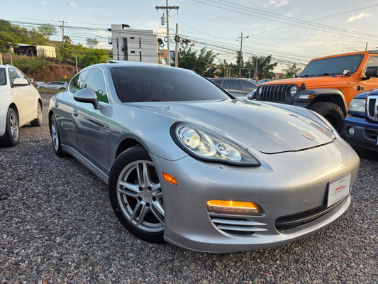 2010 Porsche Panamera 4S