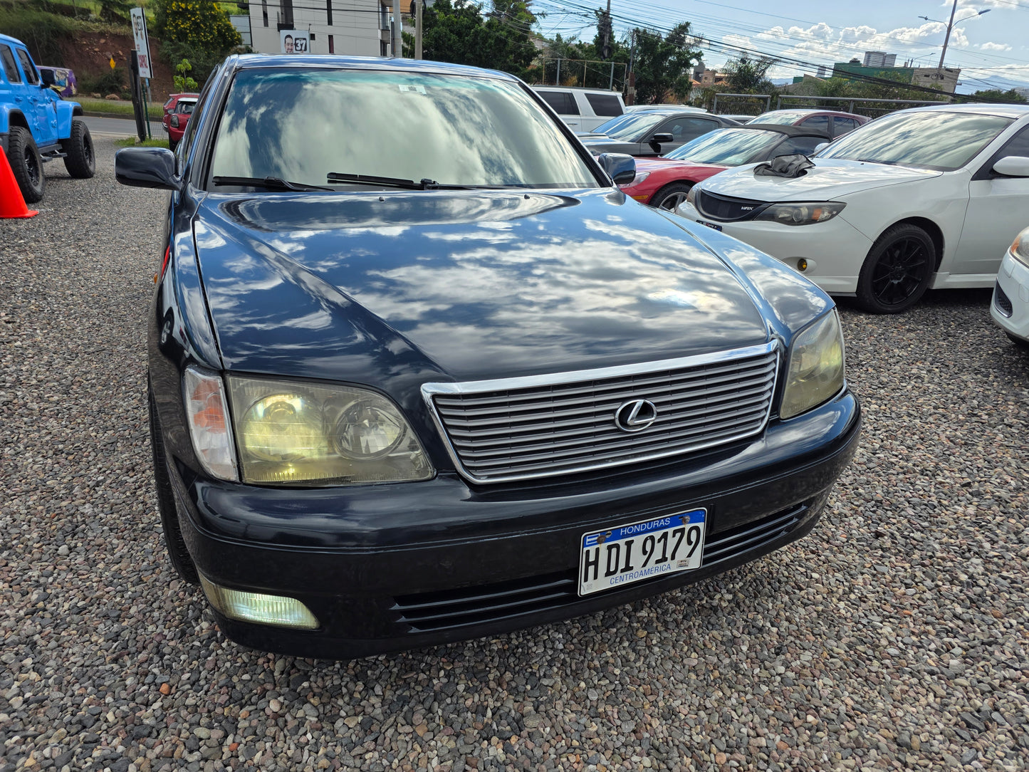 2000 Lexus LS400
